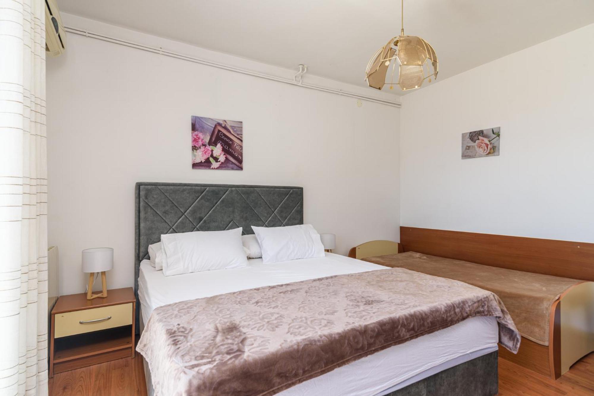 Apartments Villa Ivanka Trogir Exterior foto