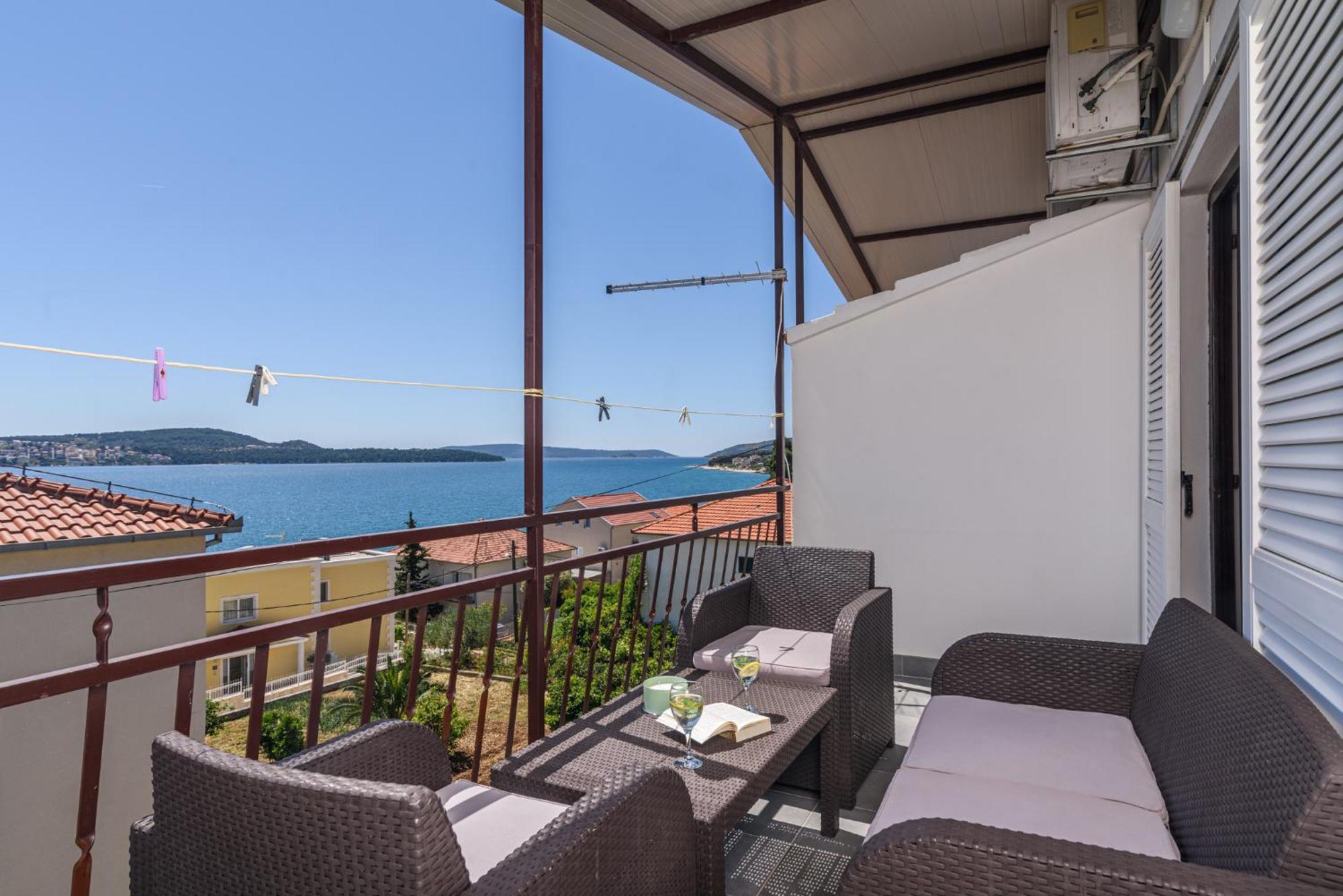 Apartments Villa Ivanka Trogir Exterior foto