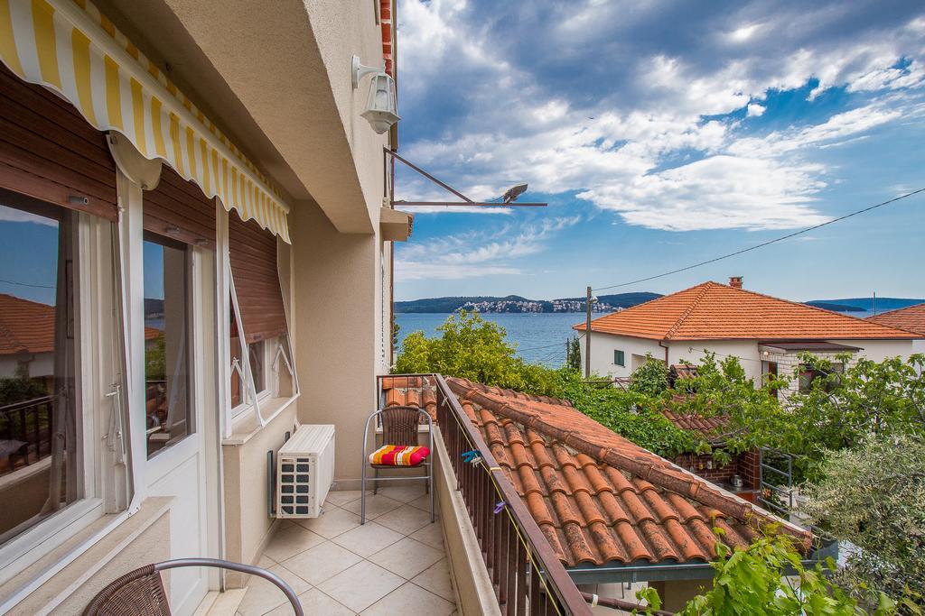 Apartments Villa Ivanka Trogir Exterior foto